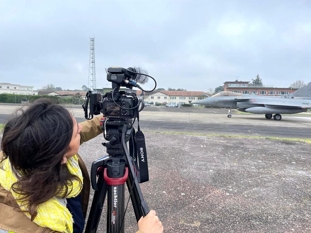Nachrichtenbericht über militärische Ausbildung